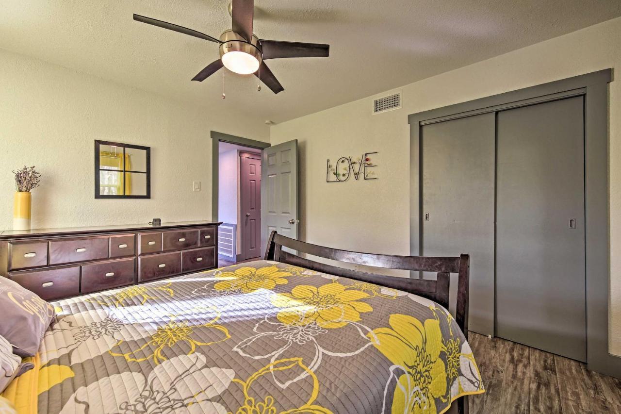 Remodeled Retro Home With Deck, Walk To Main Street! 블랑코 외부 사진